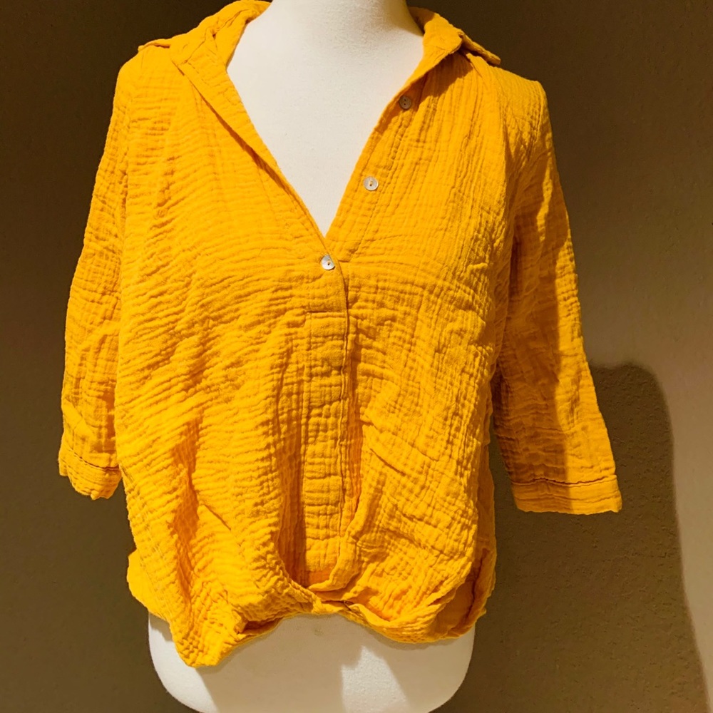 Just Living | women’s top